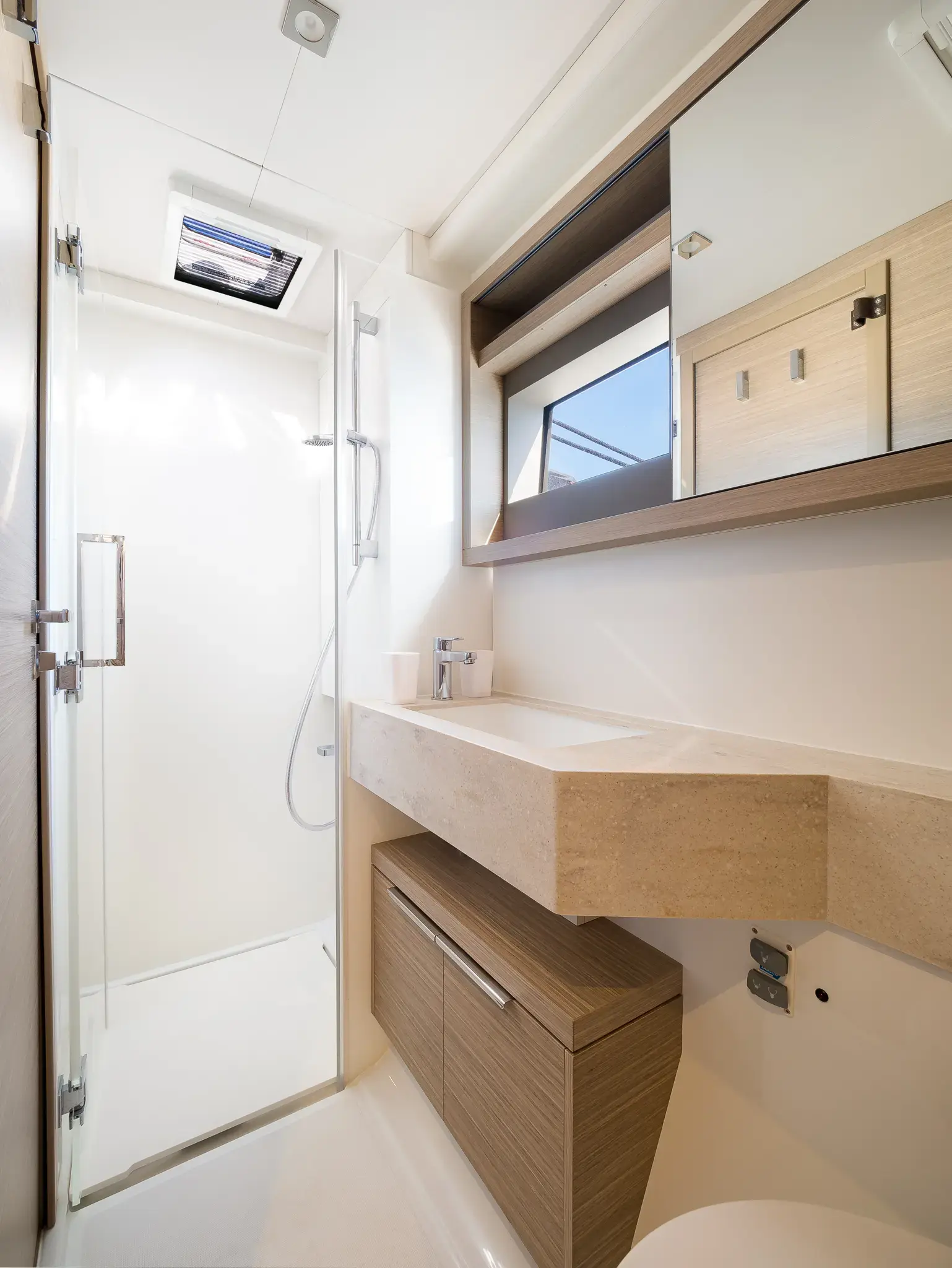 CATWALK thumbnail 11