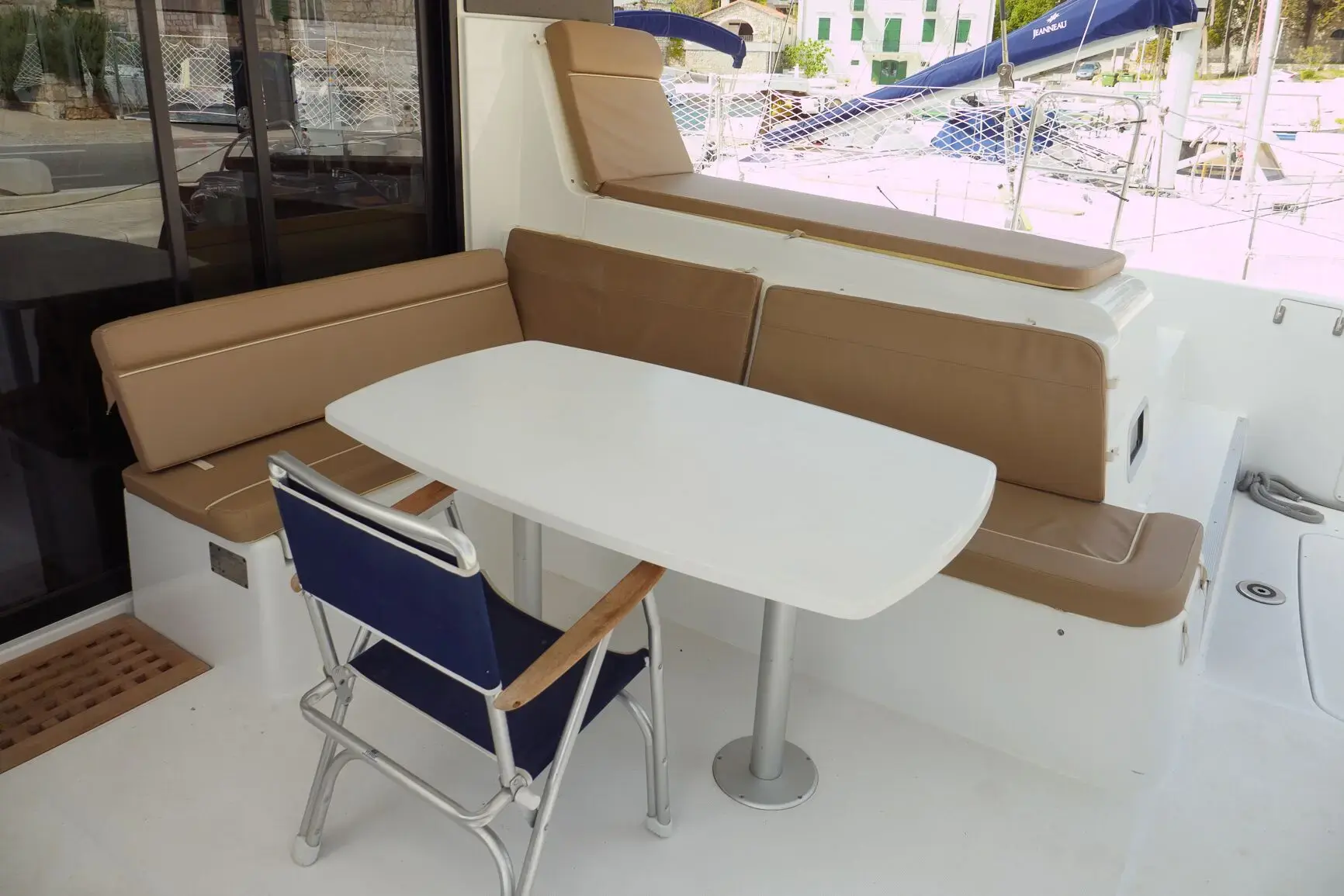 GALAPAGOS thumbnail 4