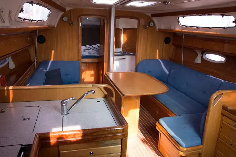 (1132 BG) (sails 2015) thumbnail 4