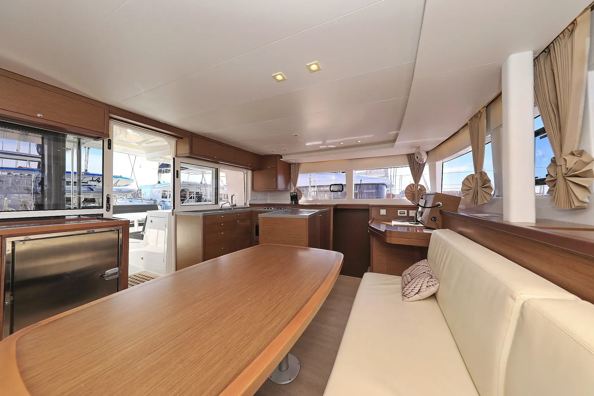 MUST HAVE thumbnail 8