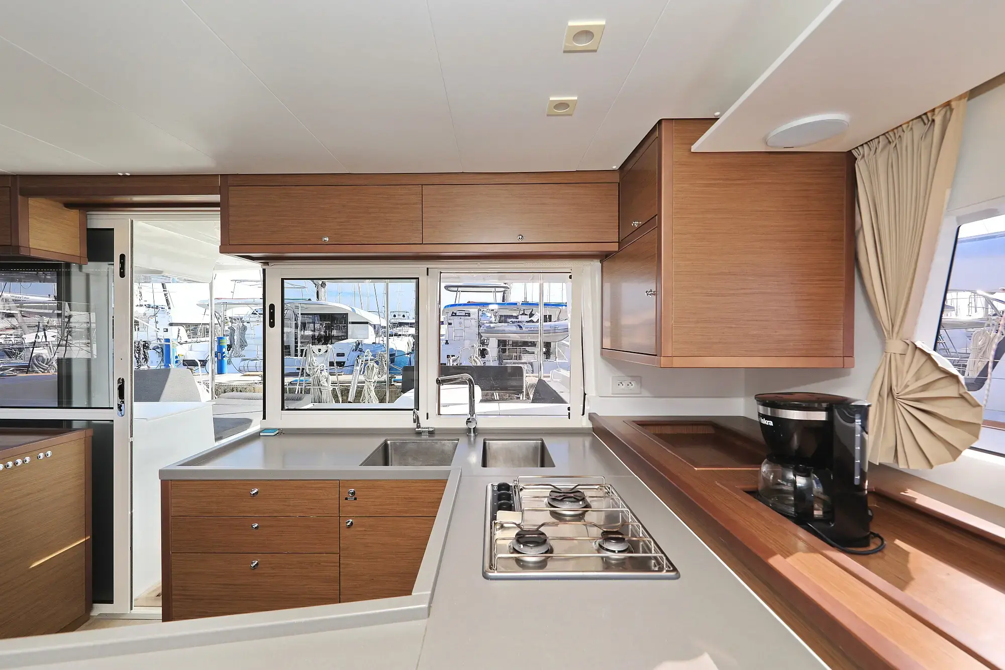 MUST HAVE thumbnail 16