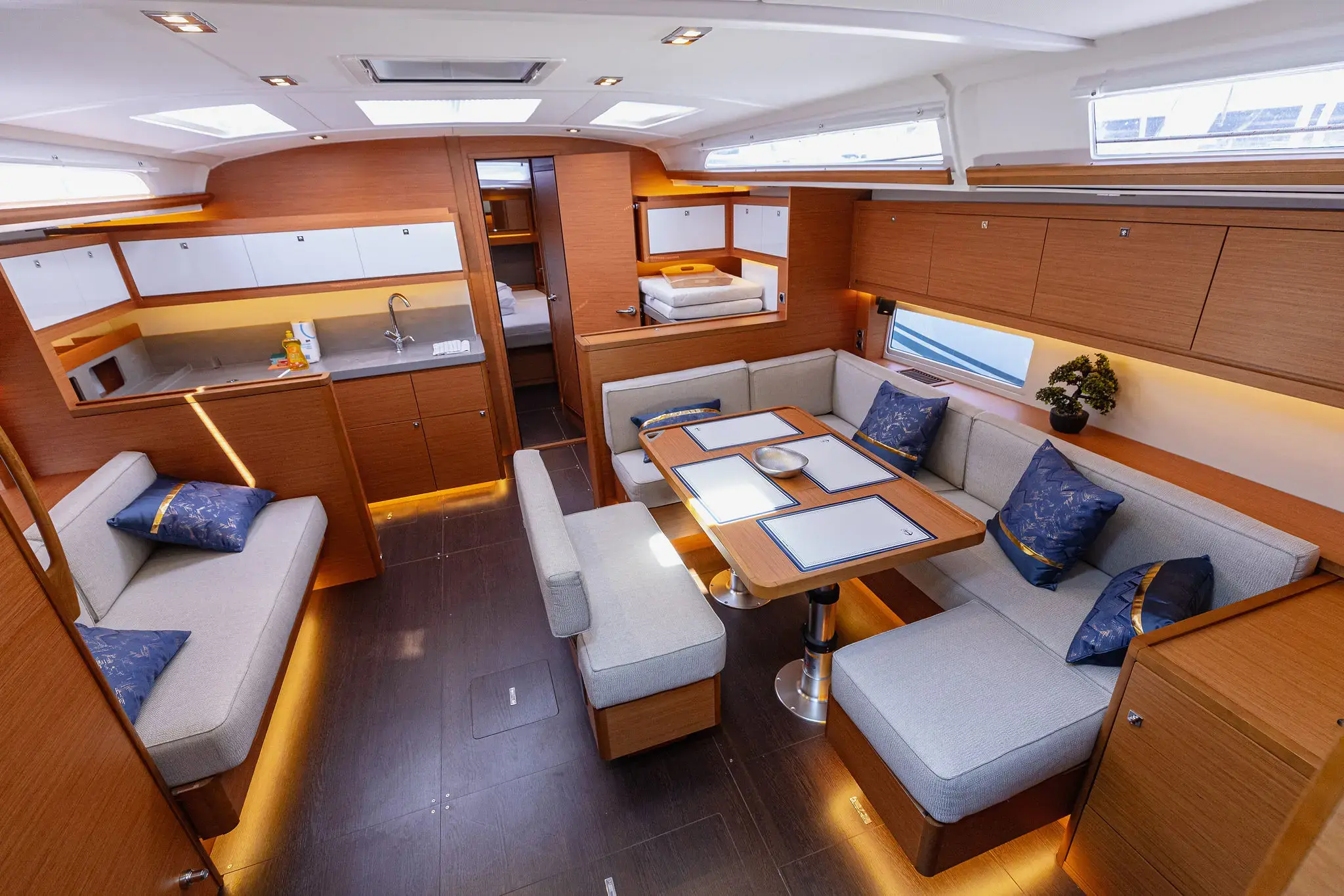 Angelique (WED-WED) thumbnail 6