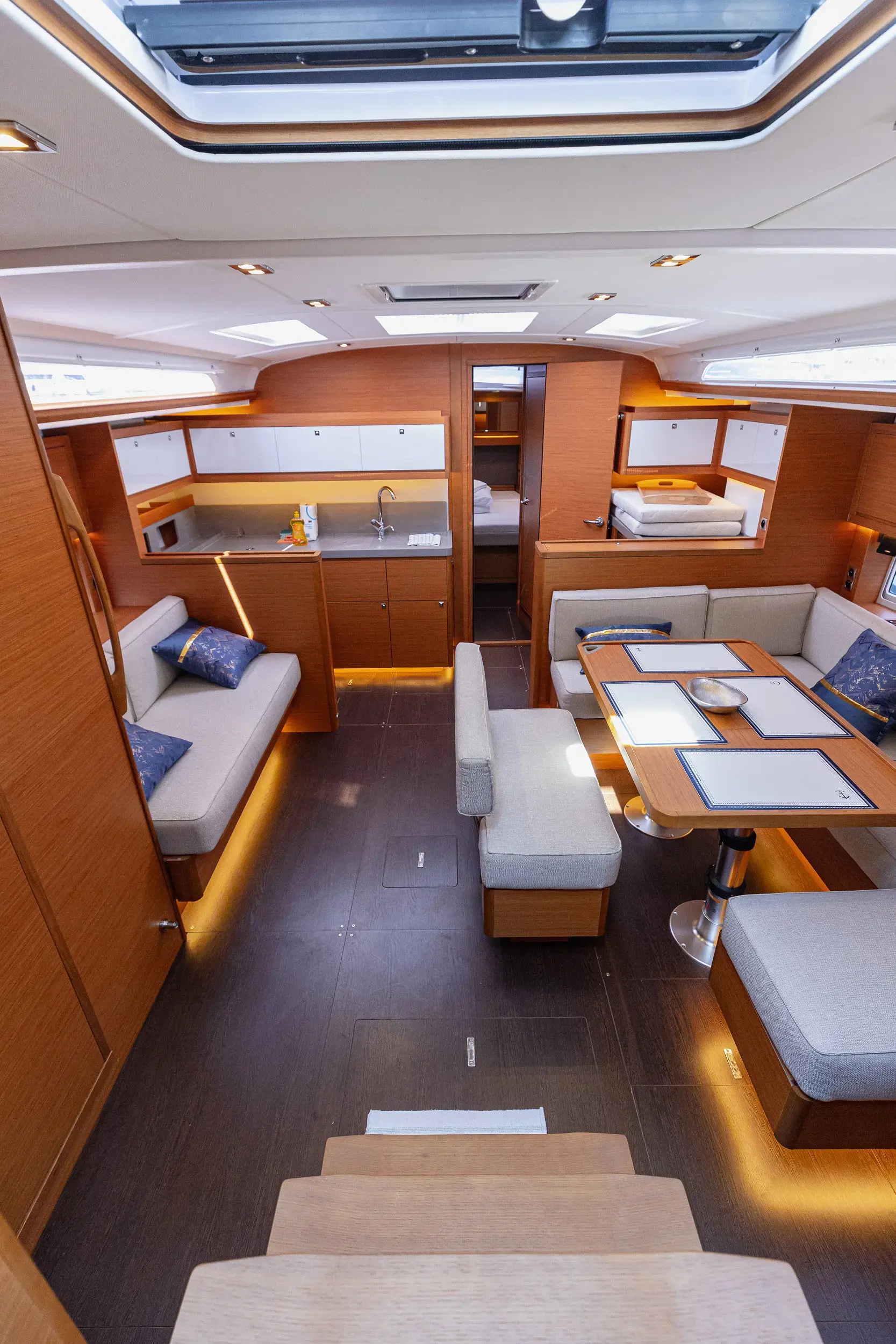 Angelique (WED-WED) thumbnail 7