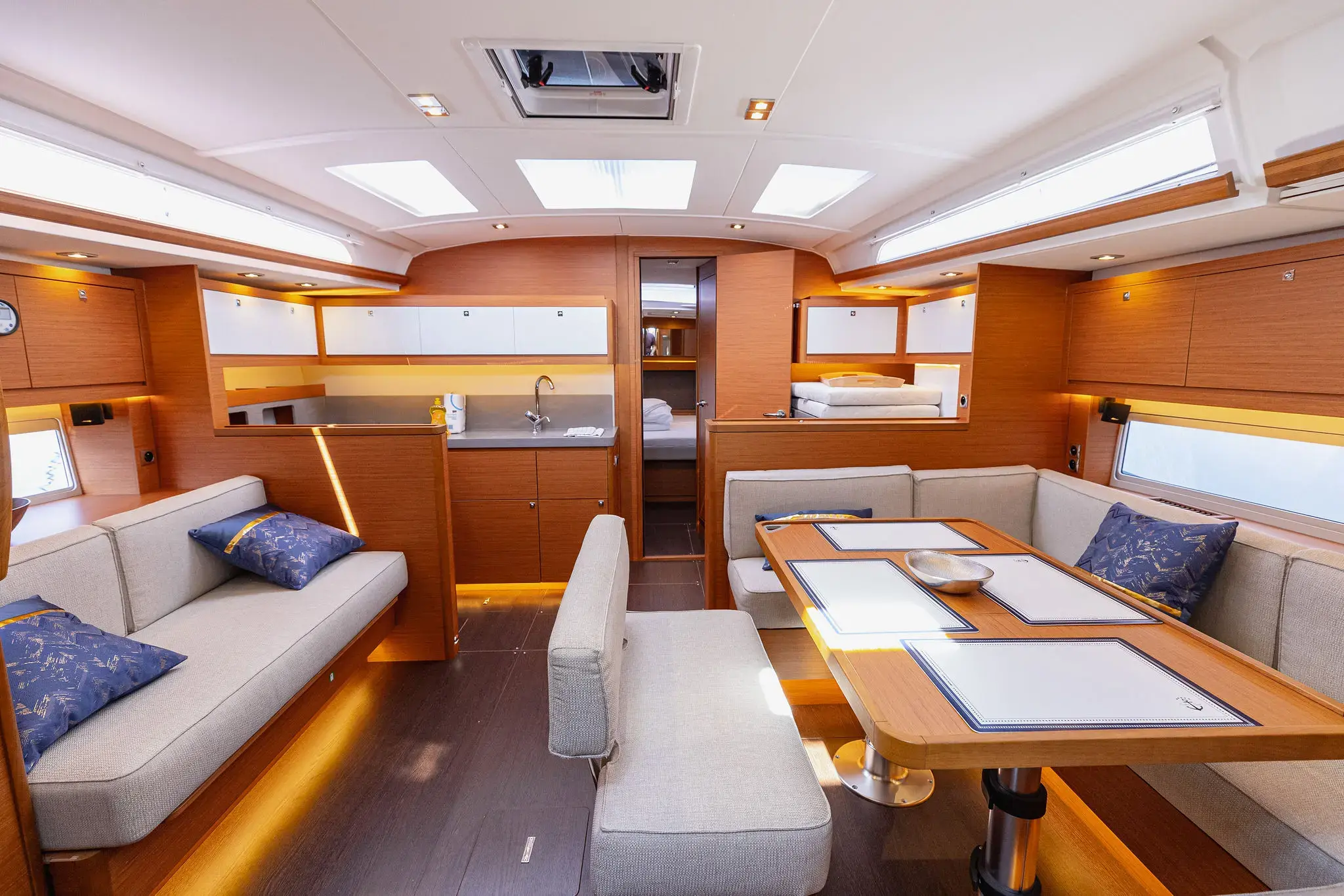 Angelique (WED-WED) thumbnail 27