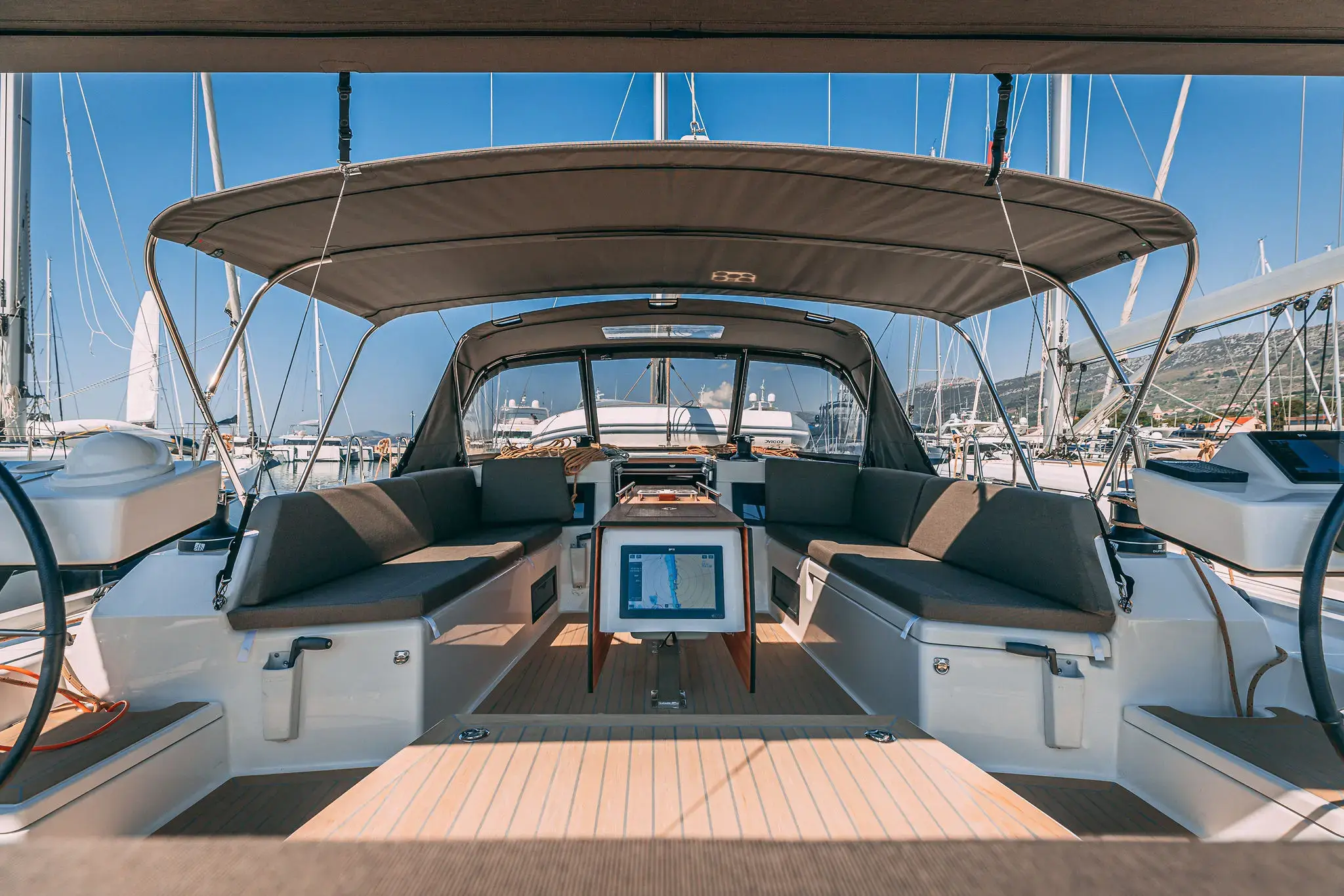 Angelique (WED-WED) thumbnail 37