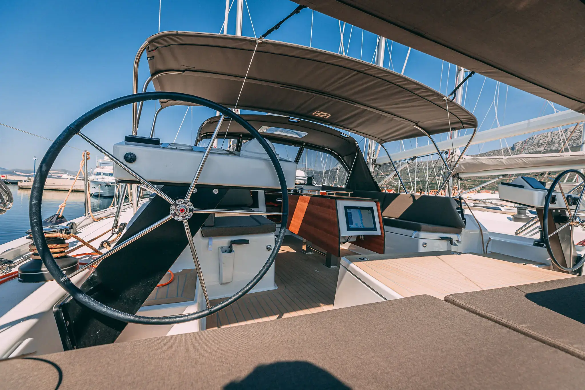 Angelique (WED-WED) thumbnail 38