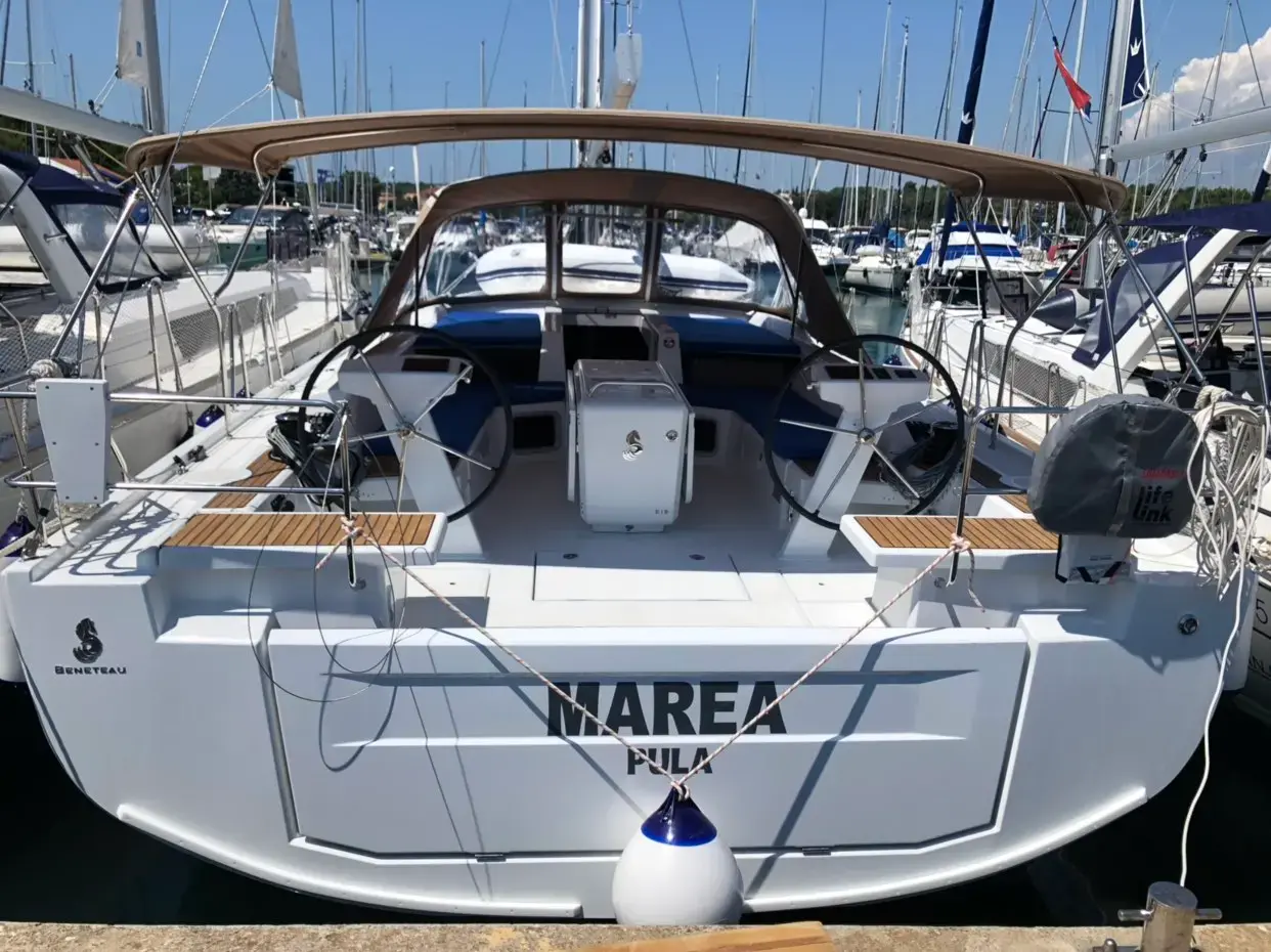 Marea photo 1