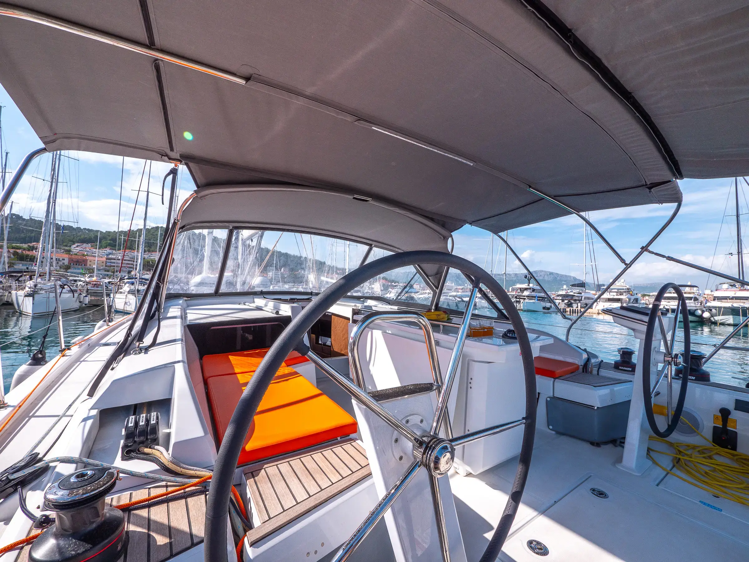 AMORINO thumbnail 15