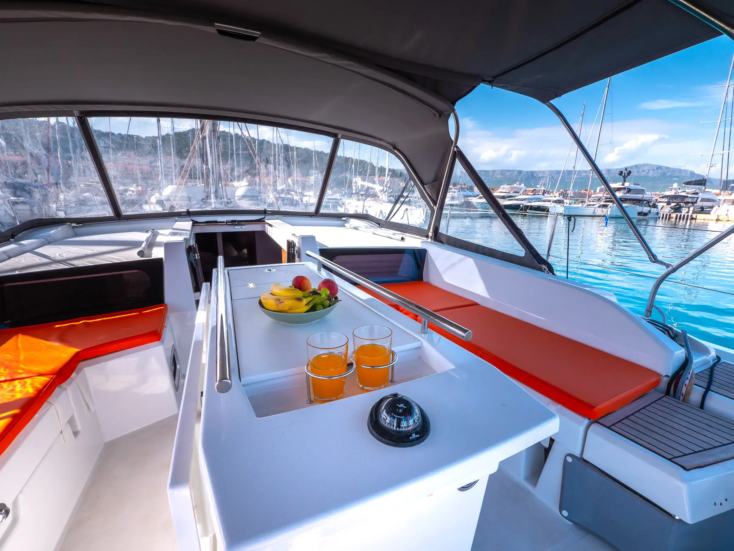 AMORINO thumbnail 17