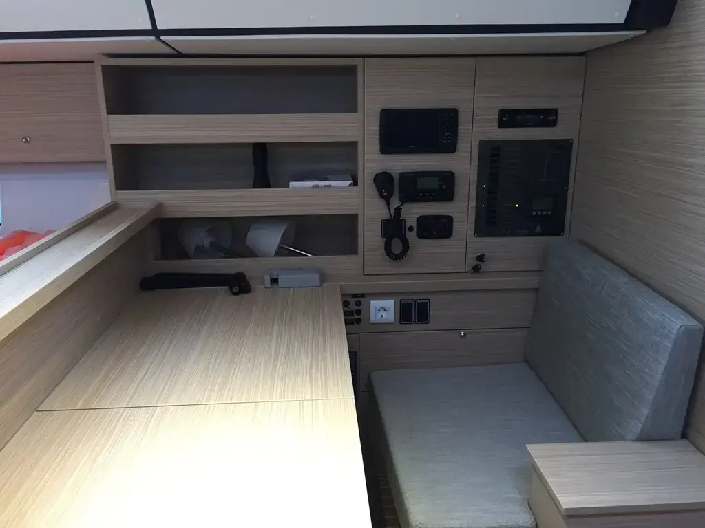 SUNSHOWER thumbnail 4