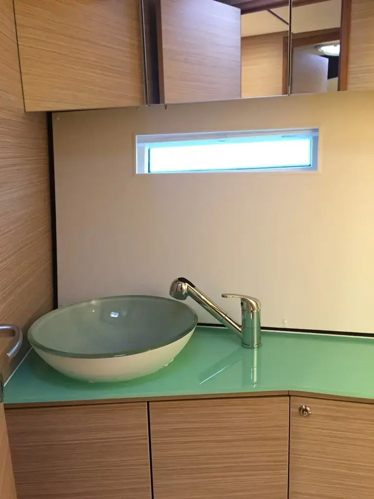 SUNSHOWER thumbnail 9