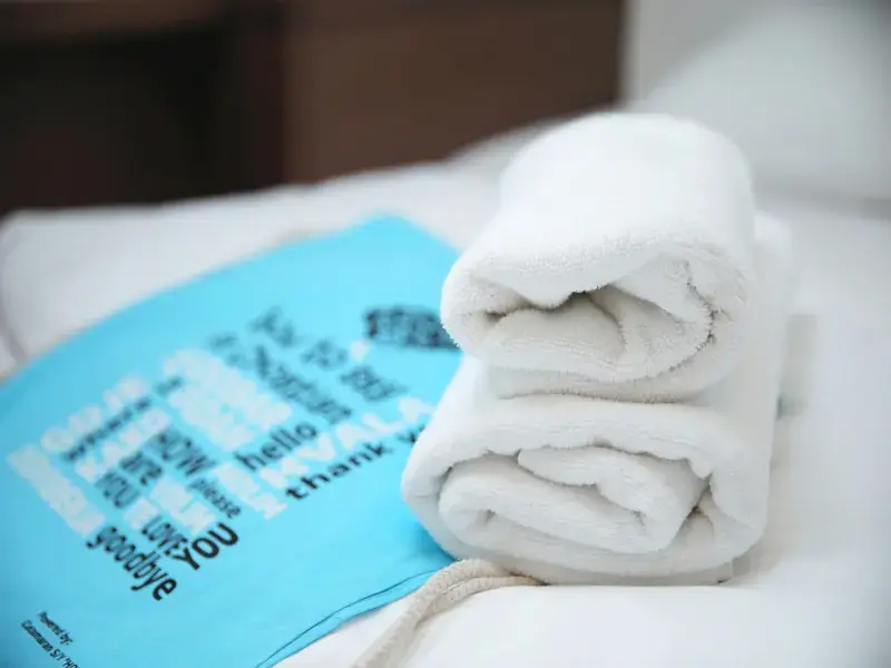 HOT STUFF thumbnail 39