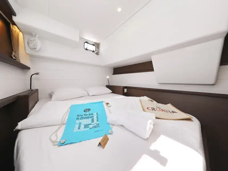 HOT STUFF thumbnail 50