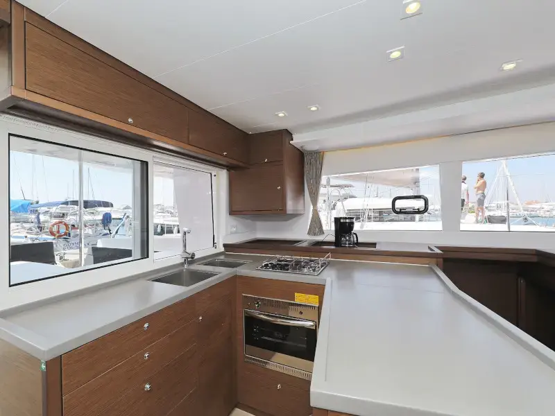 HOT STUFF thumbnail 59