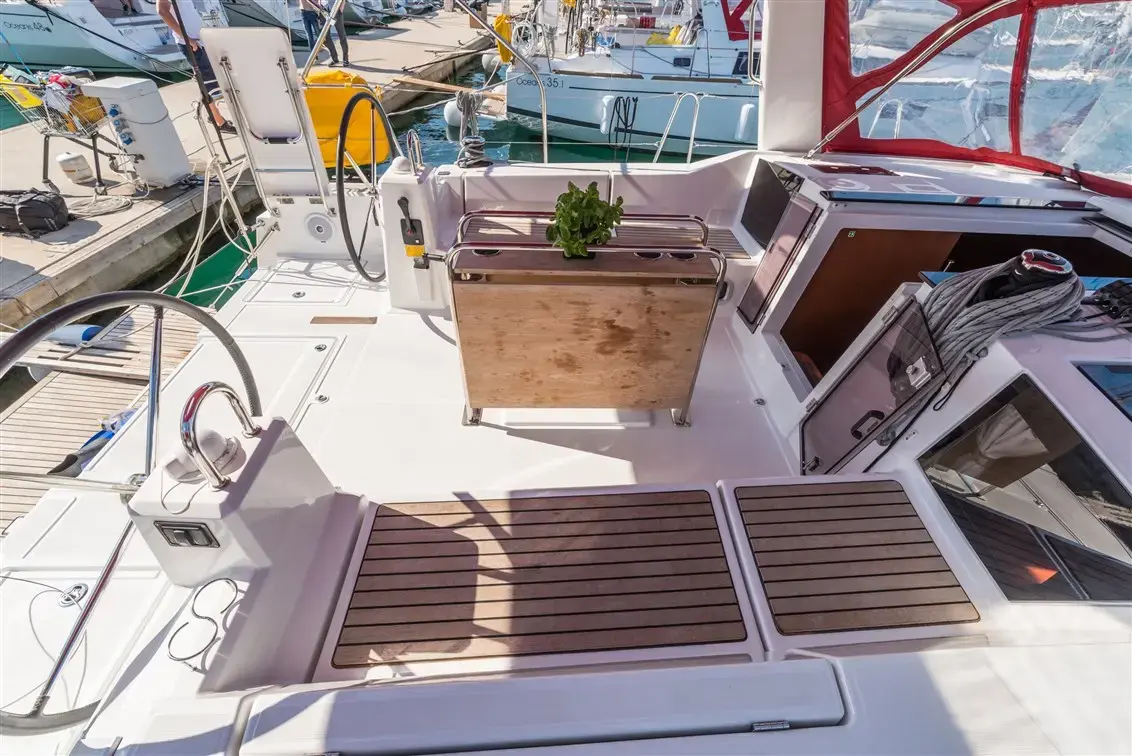 SPARKLING thumbnail 8