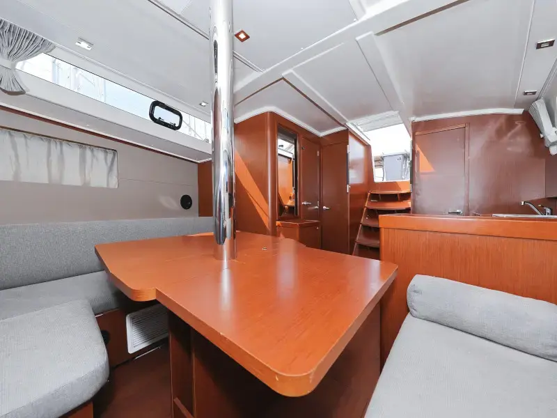 SEVEN  thumbnail 107