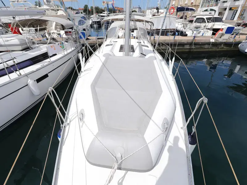 Petra M thumbnail 21