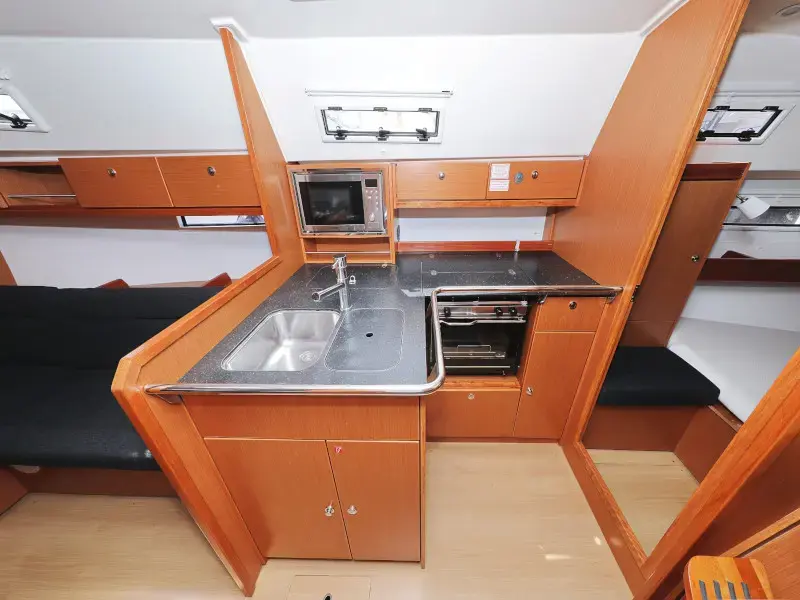 Petra M thumbnail 49