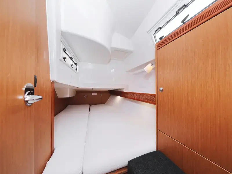 Petra M thumbnail 57