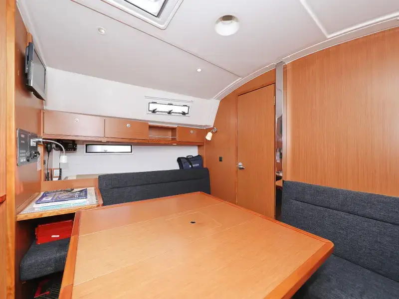 Petra M thumbnail 85