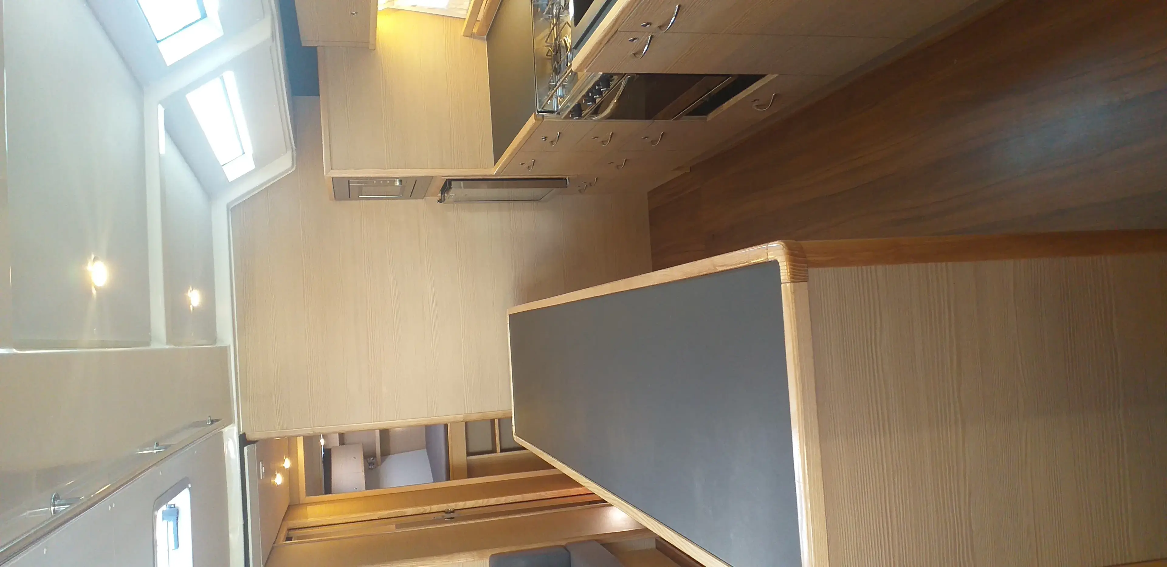 PRESTIGE I thumbnail 5