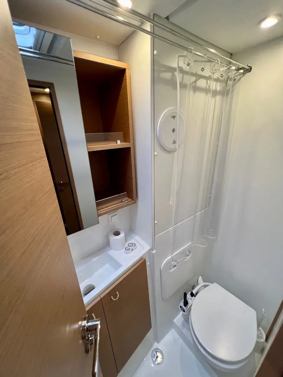 Silver Kiss thumbnail 14