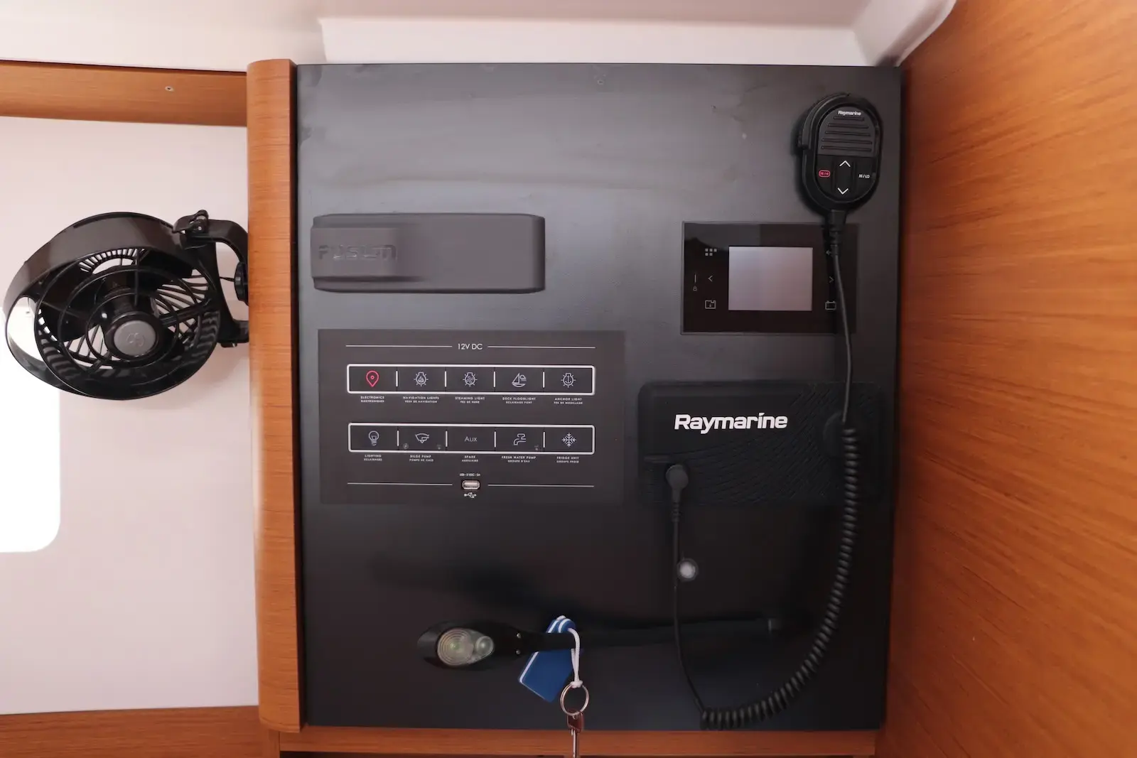 Bura Kiss thumbnail 12