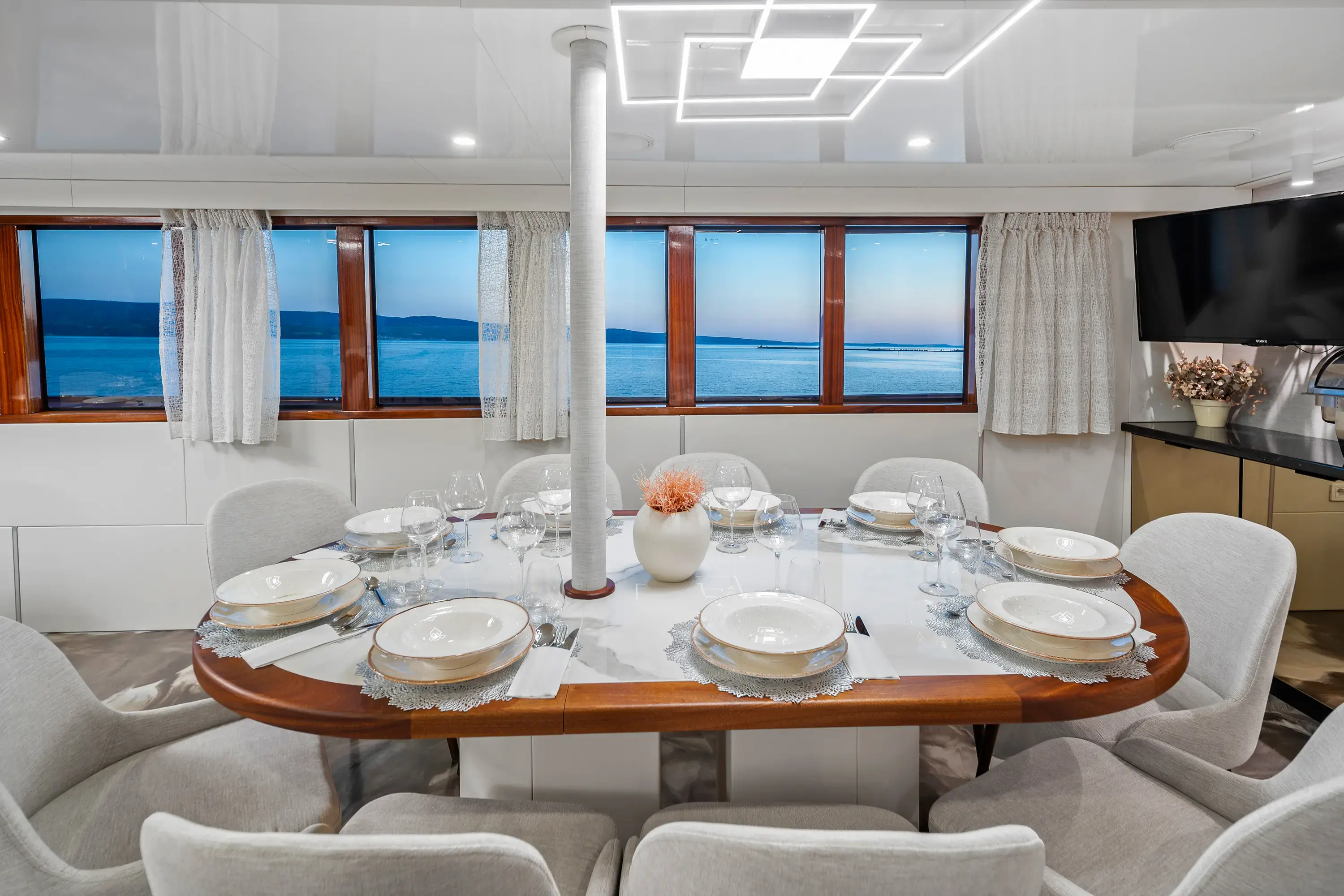 MS Carpe Diem thumbnail 28