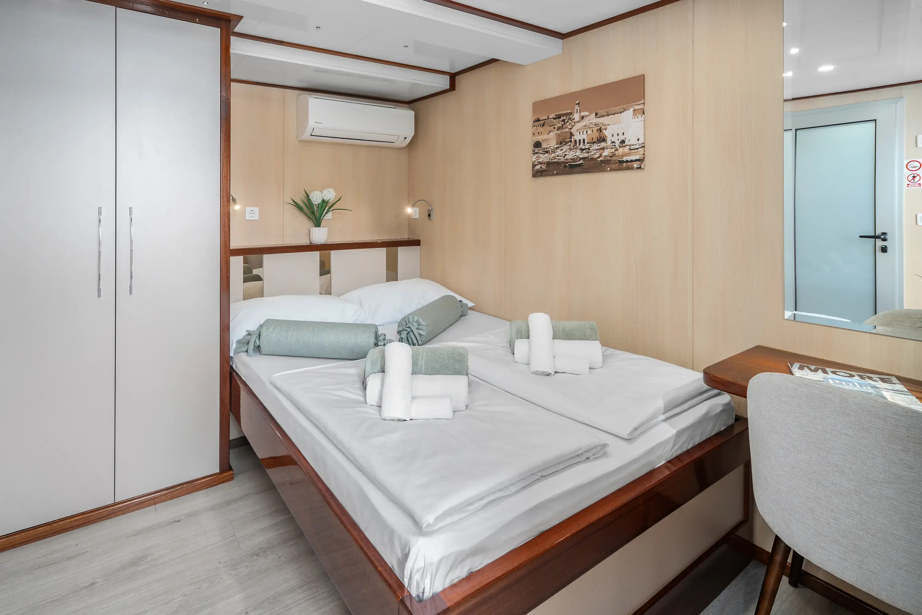 MS Carpe Diem thumbnail 49