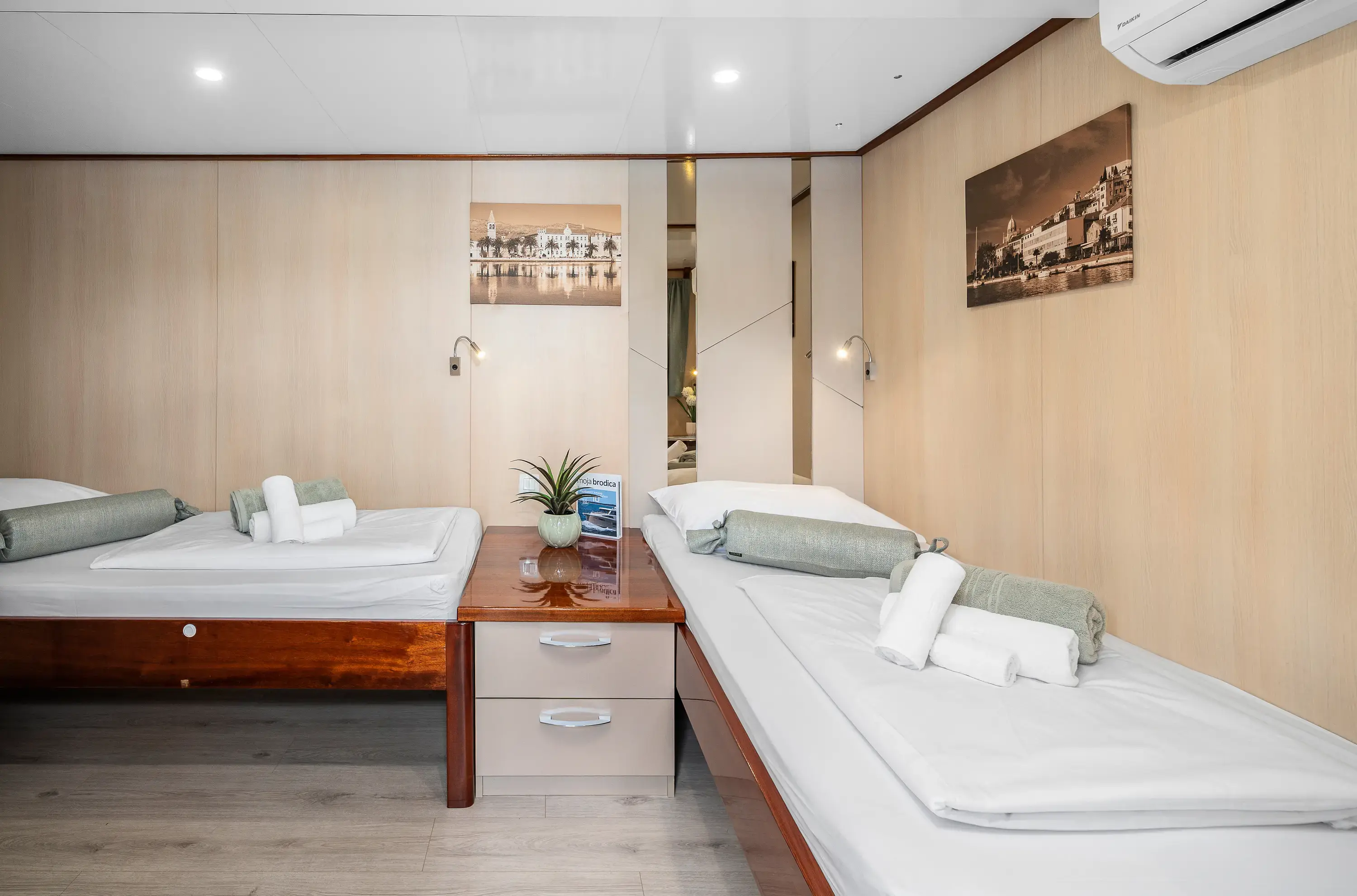 MS Carpe Diem thumbnail 51