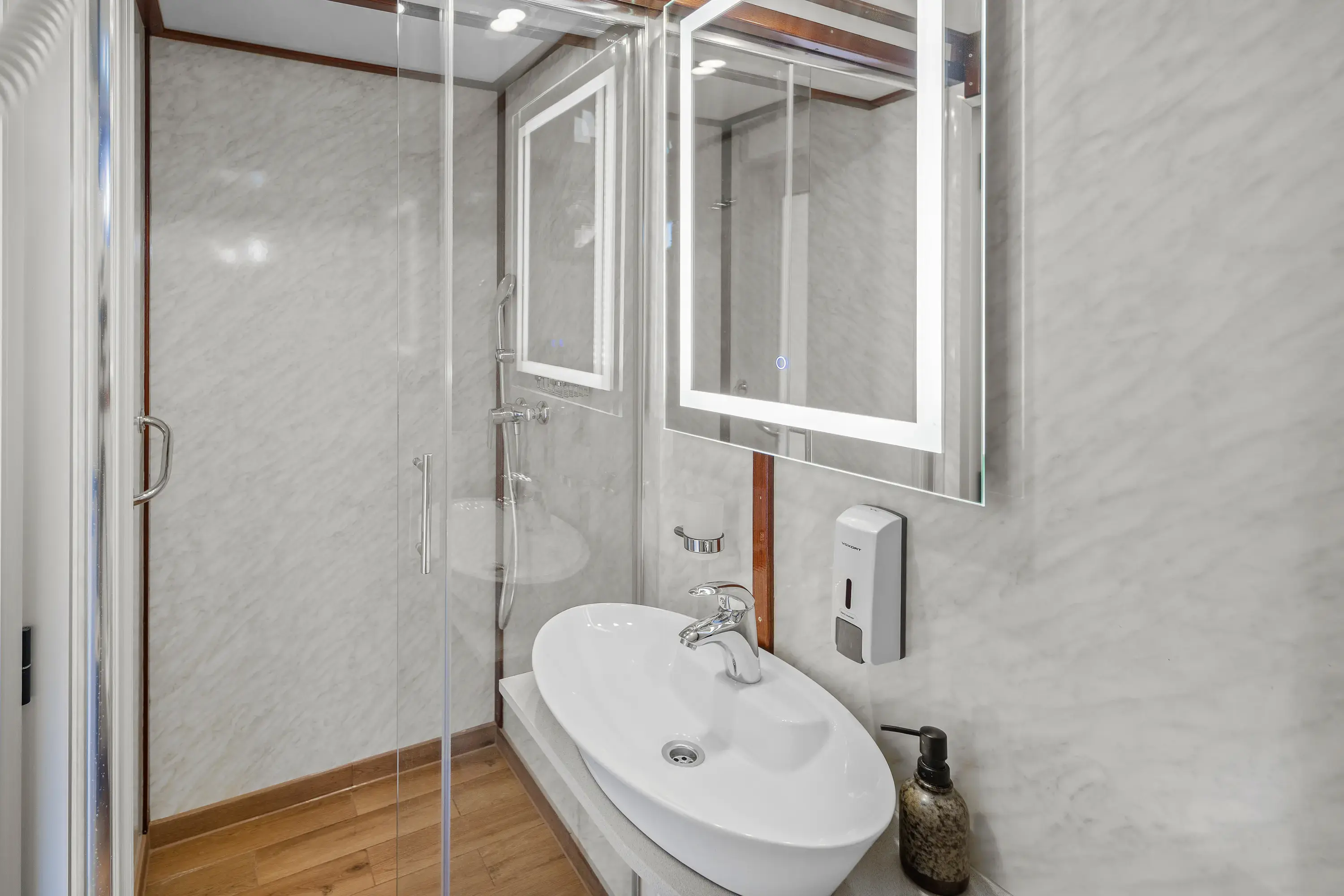 MS Carpe Diem thumbnail 70