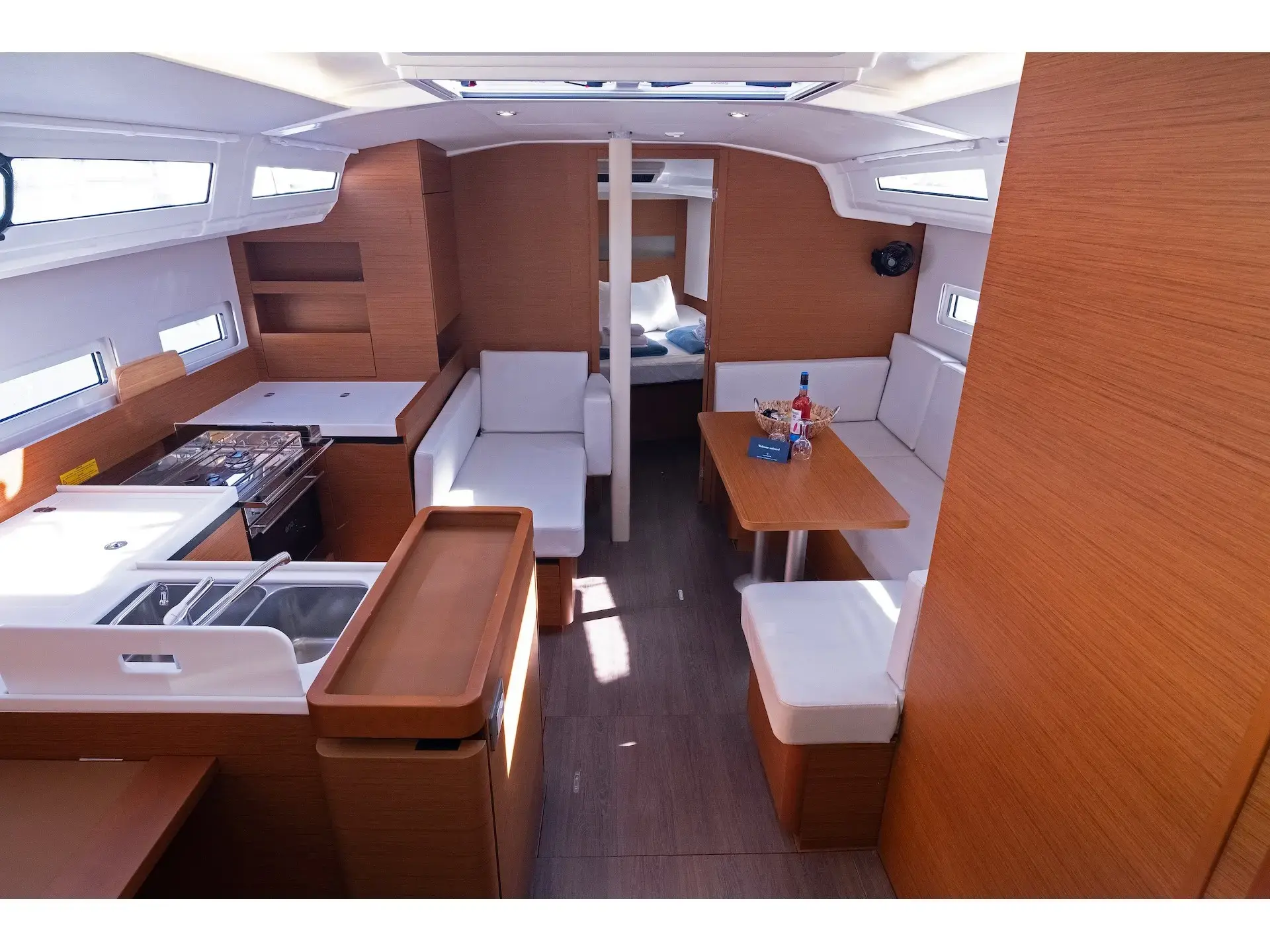 Midnight Kiss thumbnail 3