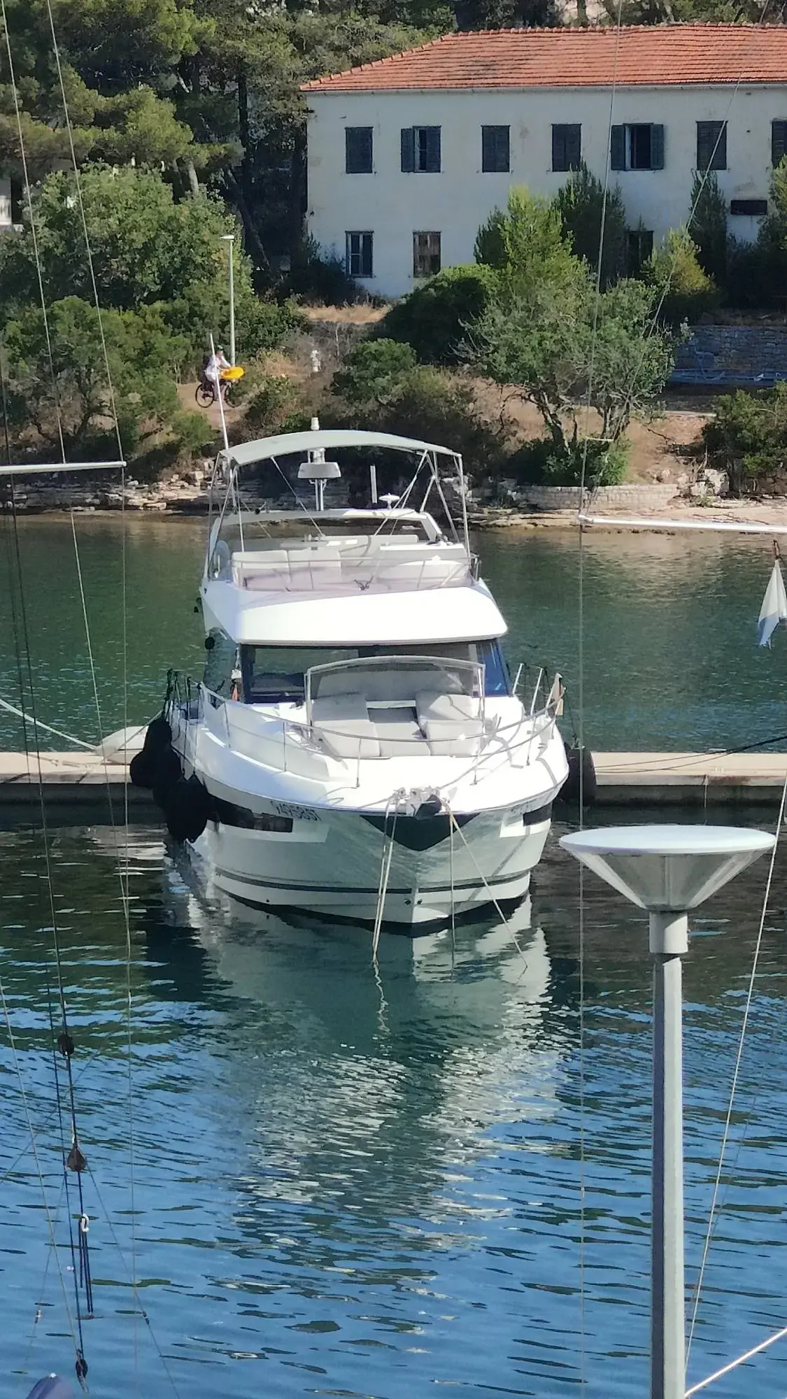 Adudu 2 thumbnail 24