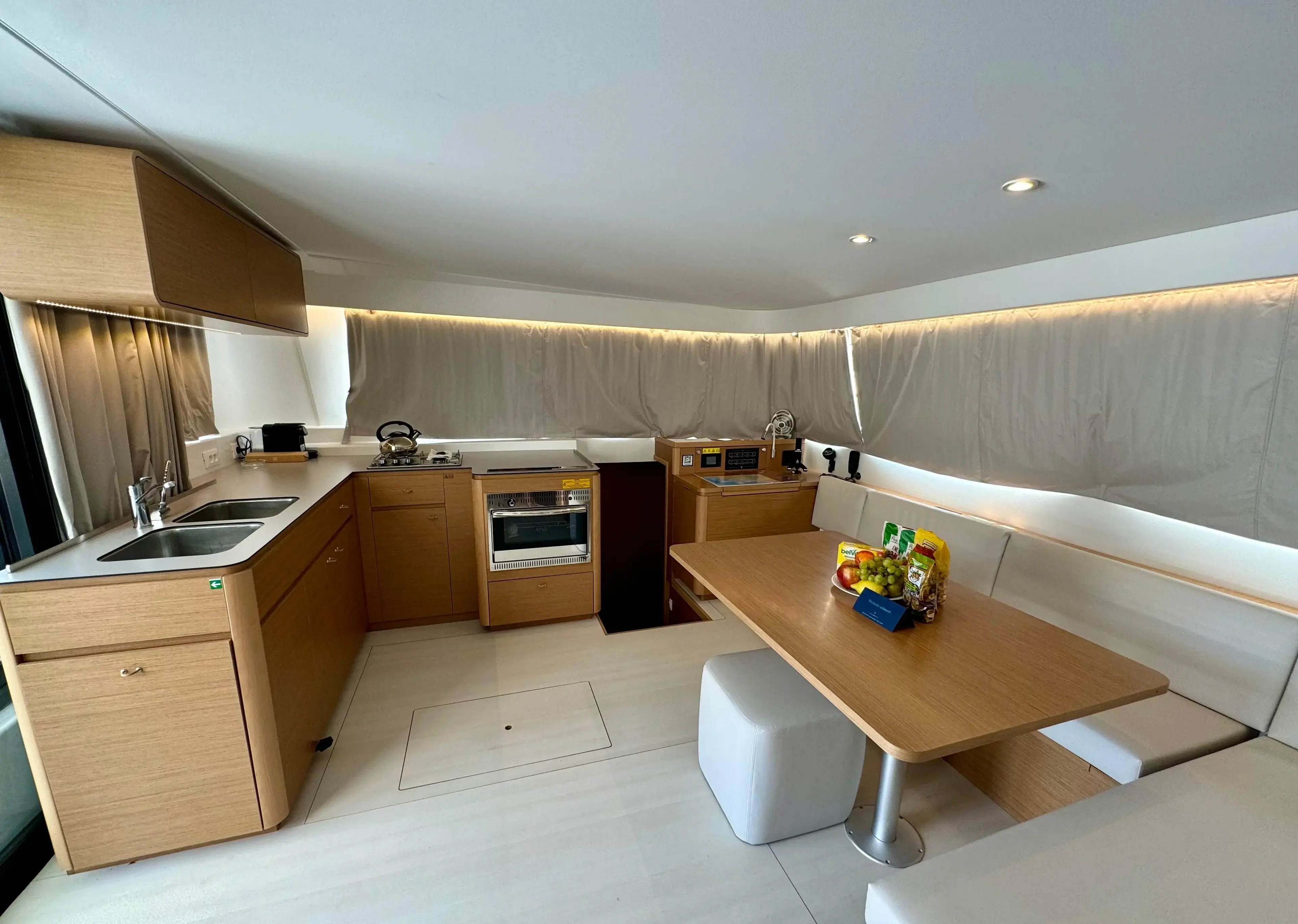 Blue Kiss thumbnail 12