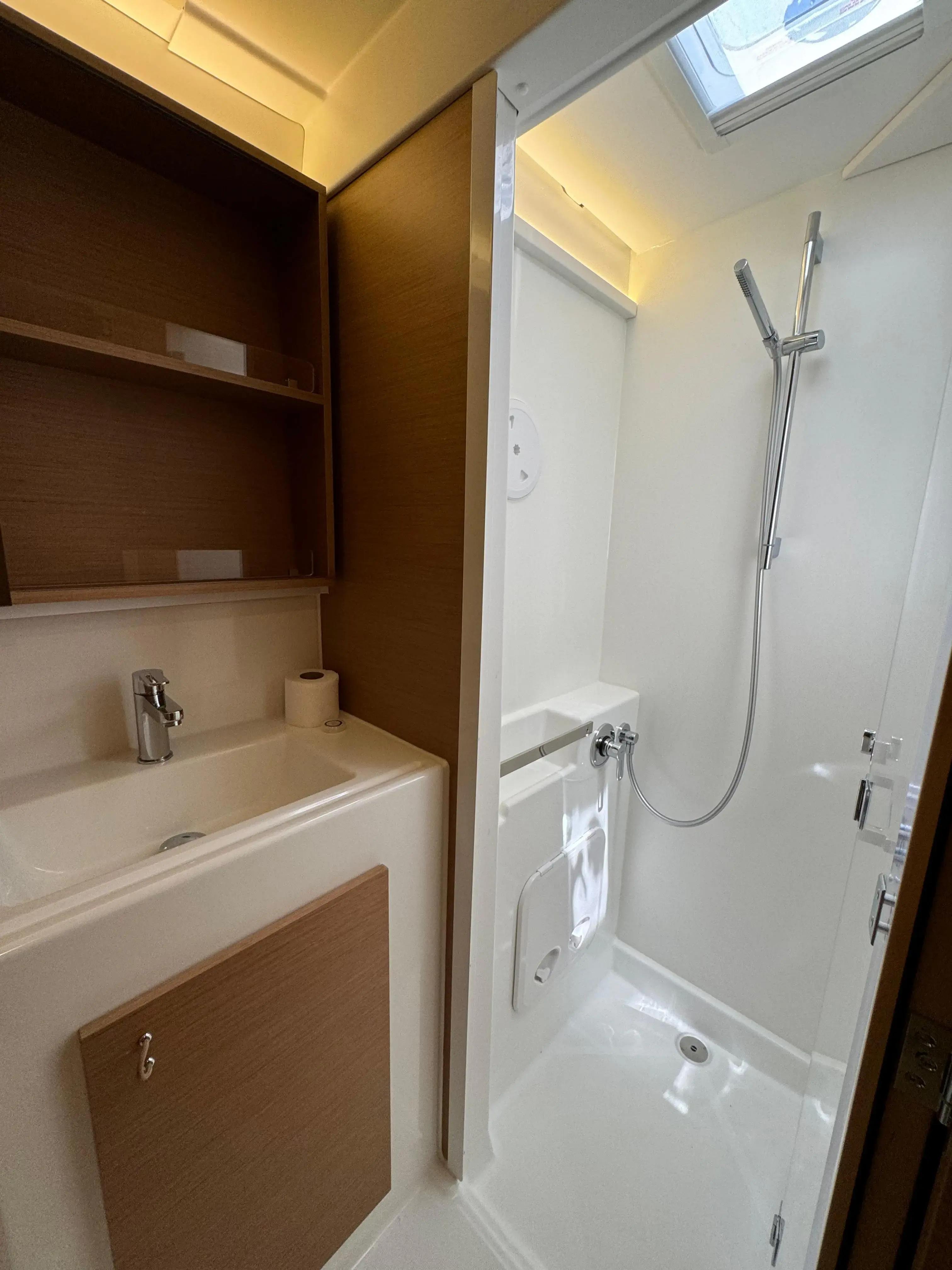 Blue Kiss thumbnail 6