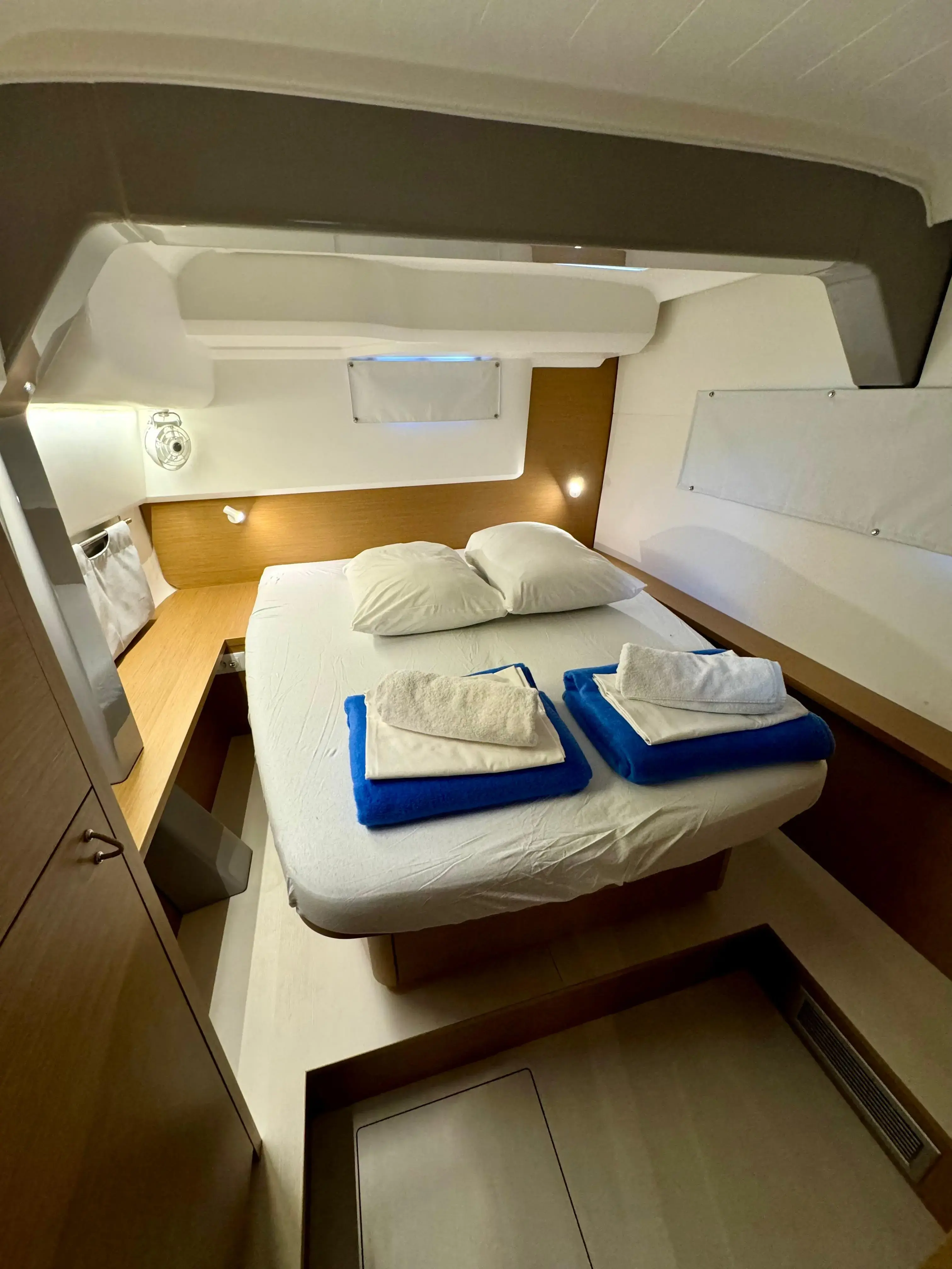 Blue Kiss thumbnail 5