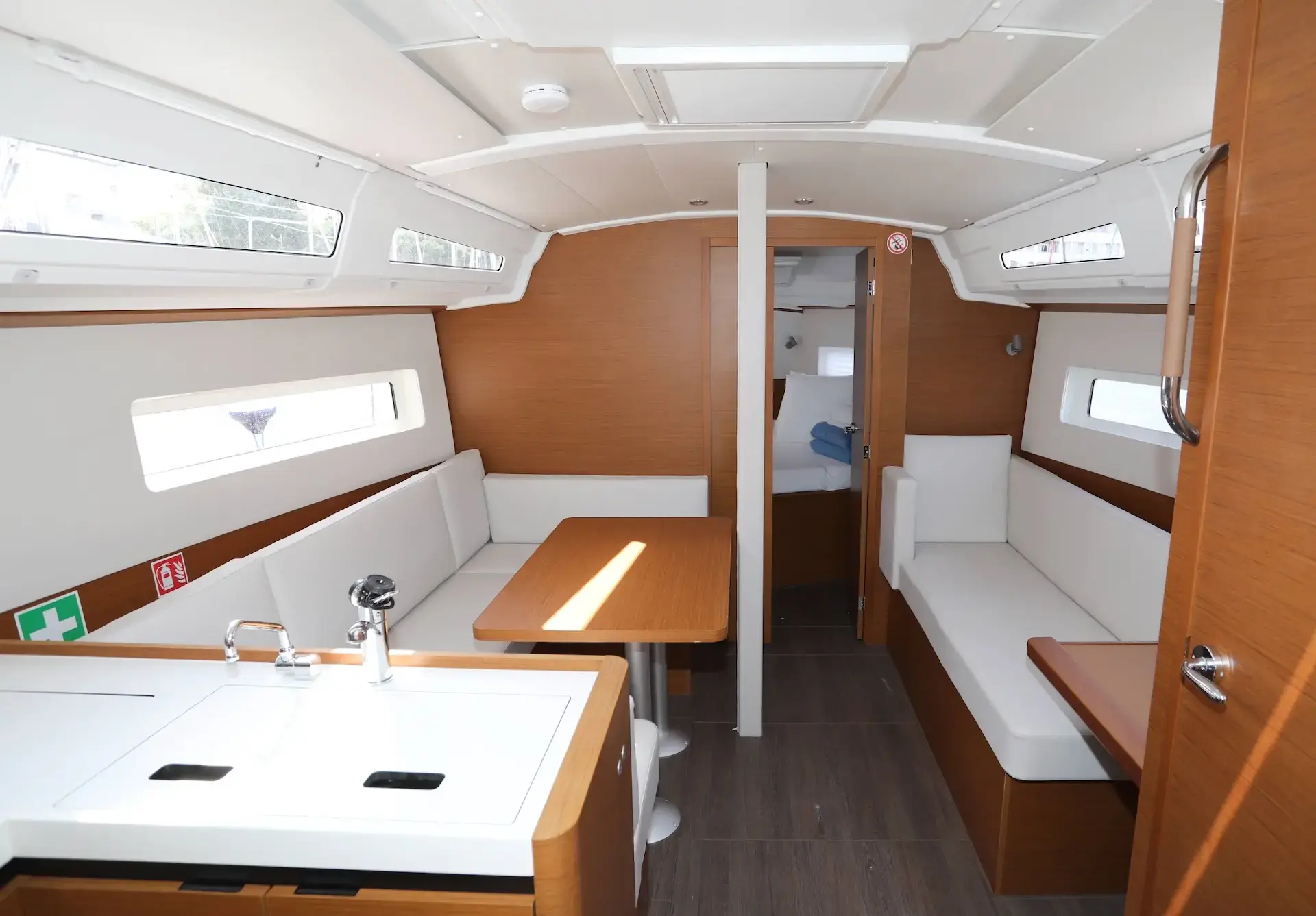 Red Kiss thumbnail 7