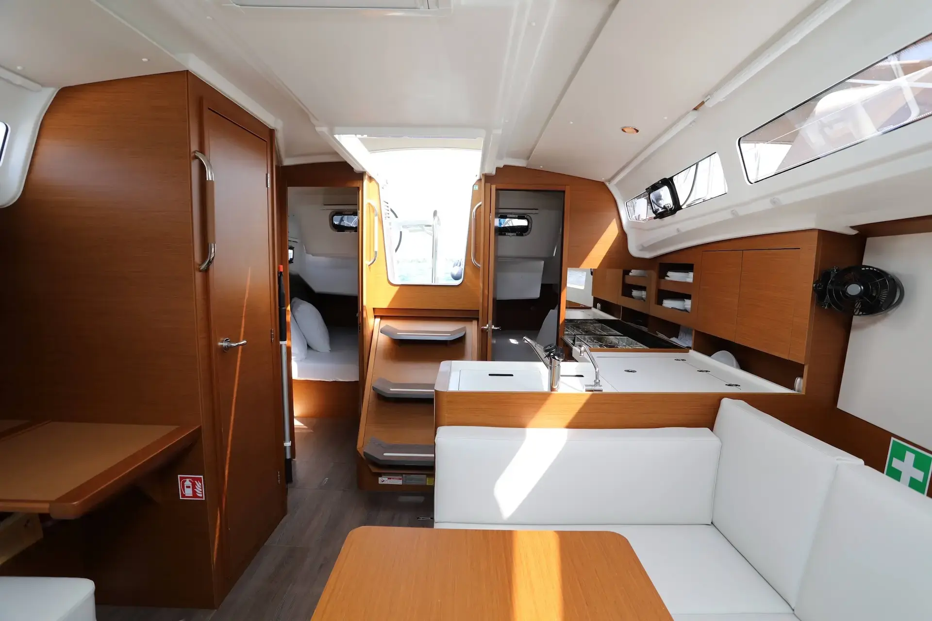 Red Kiss thumbnail 8