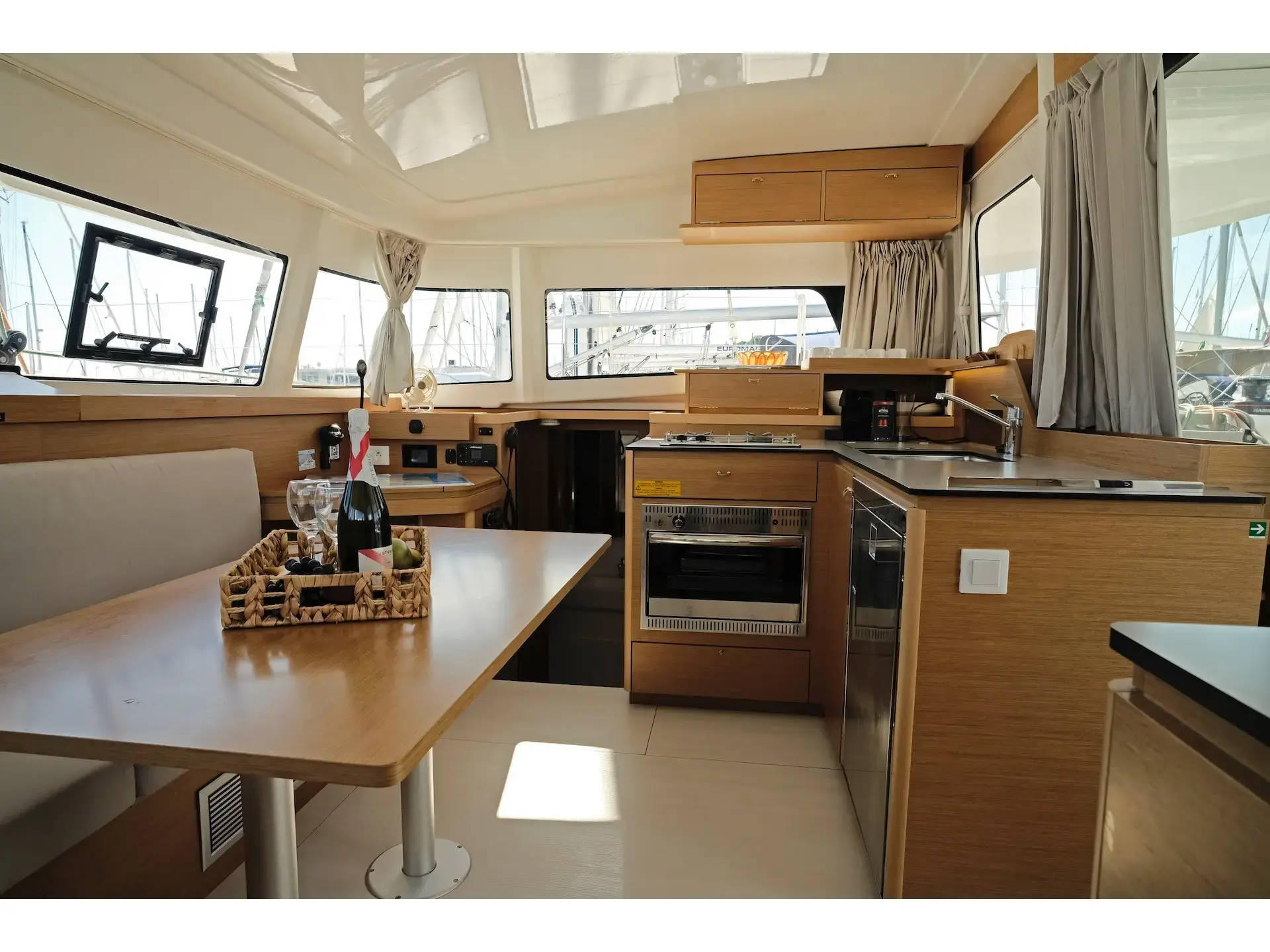 Bronze Kiss thumbnail 3