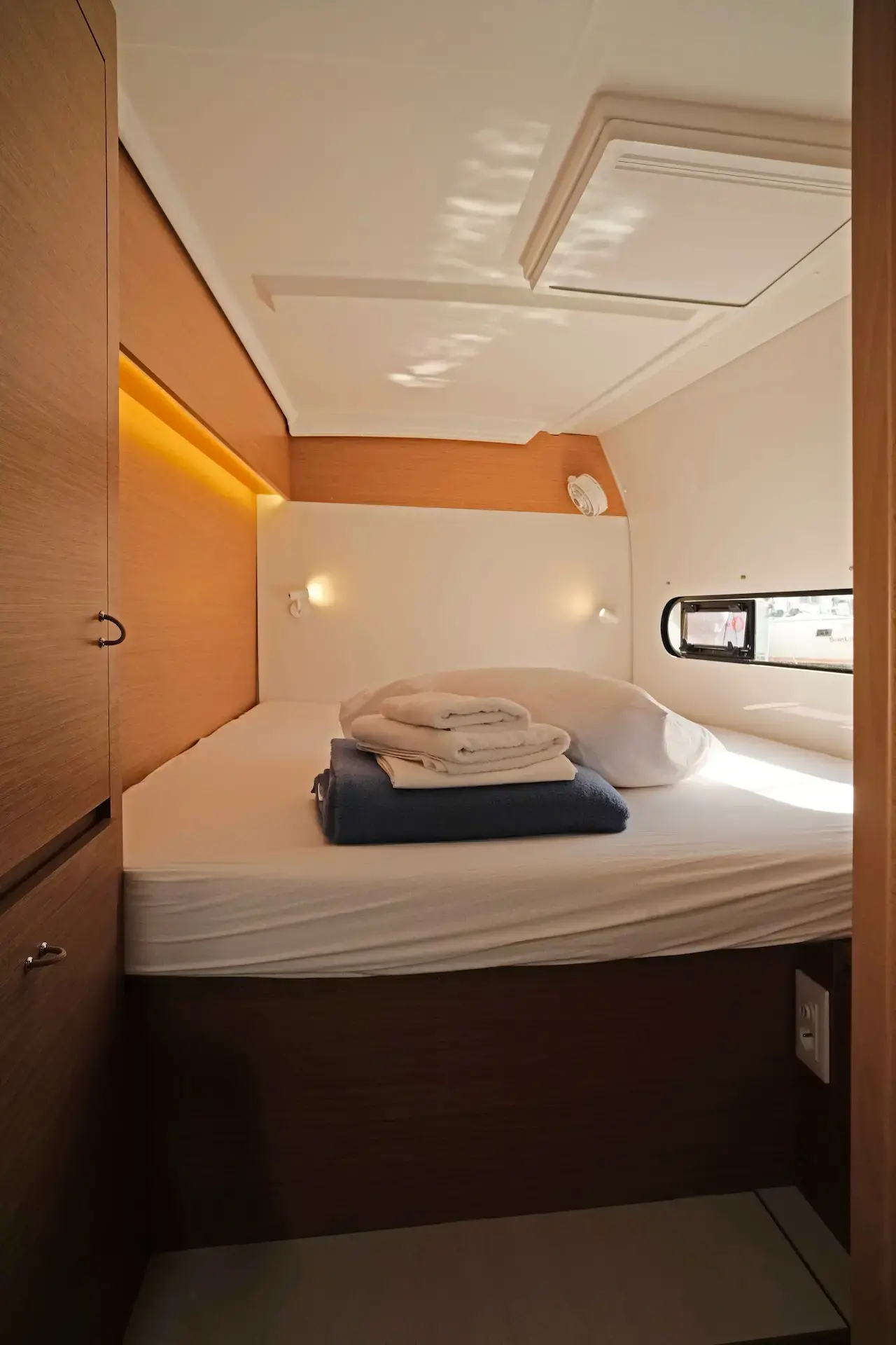 Bronze Kiss thumbnail 12