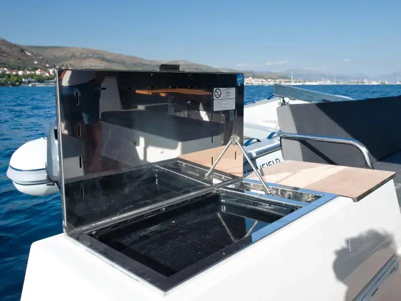 Yacht 1114 thumbnail 13