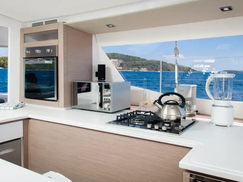 Yacht 1114 thumbnail 19