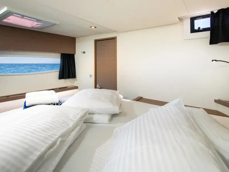 Yacht 1114 thumbnail 24