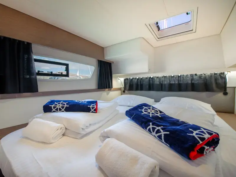 Yacht 1114 thumbnail 25