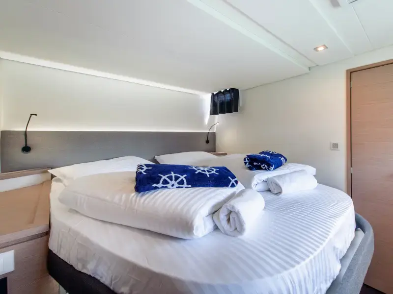 Yacht 1114 thumbnail 26