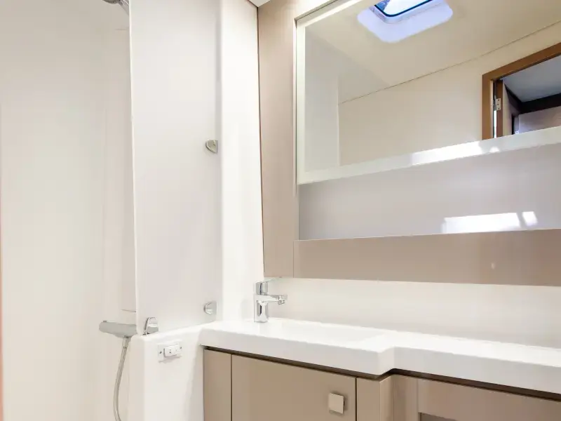 Yacht 1114 thumbnail 29