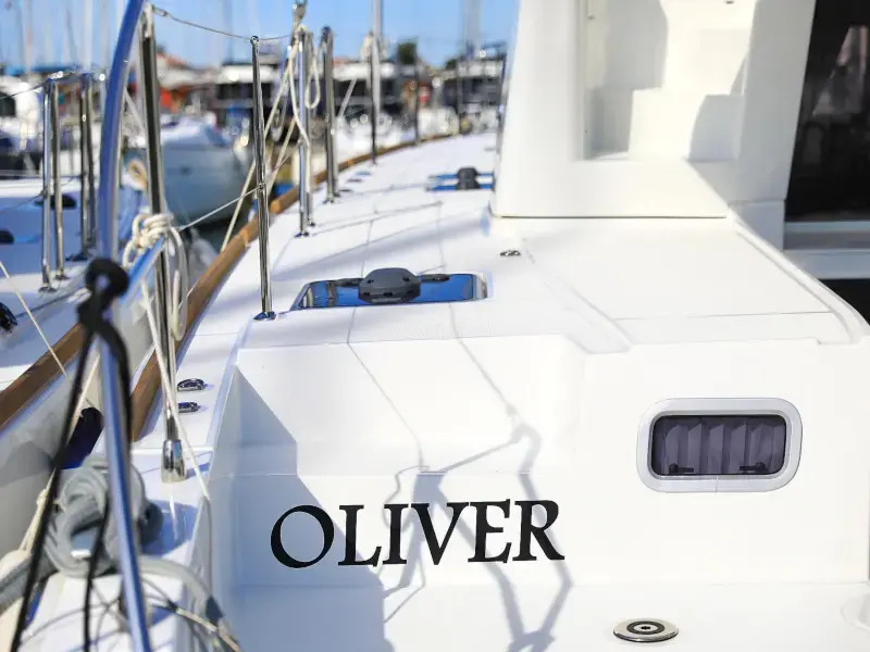 OLIVER thumbnail 60