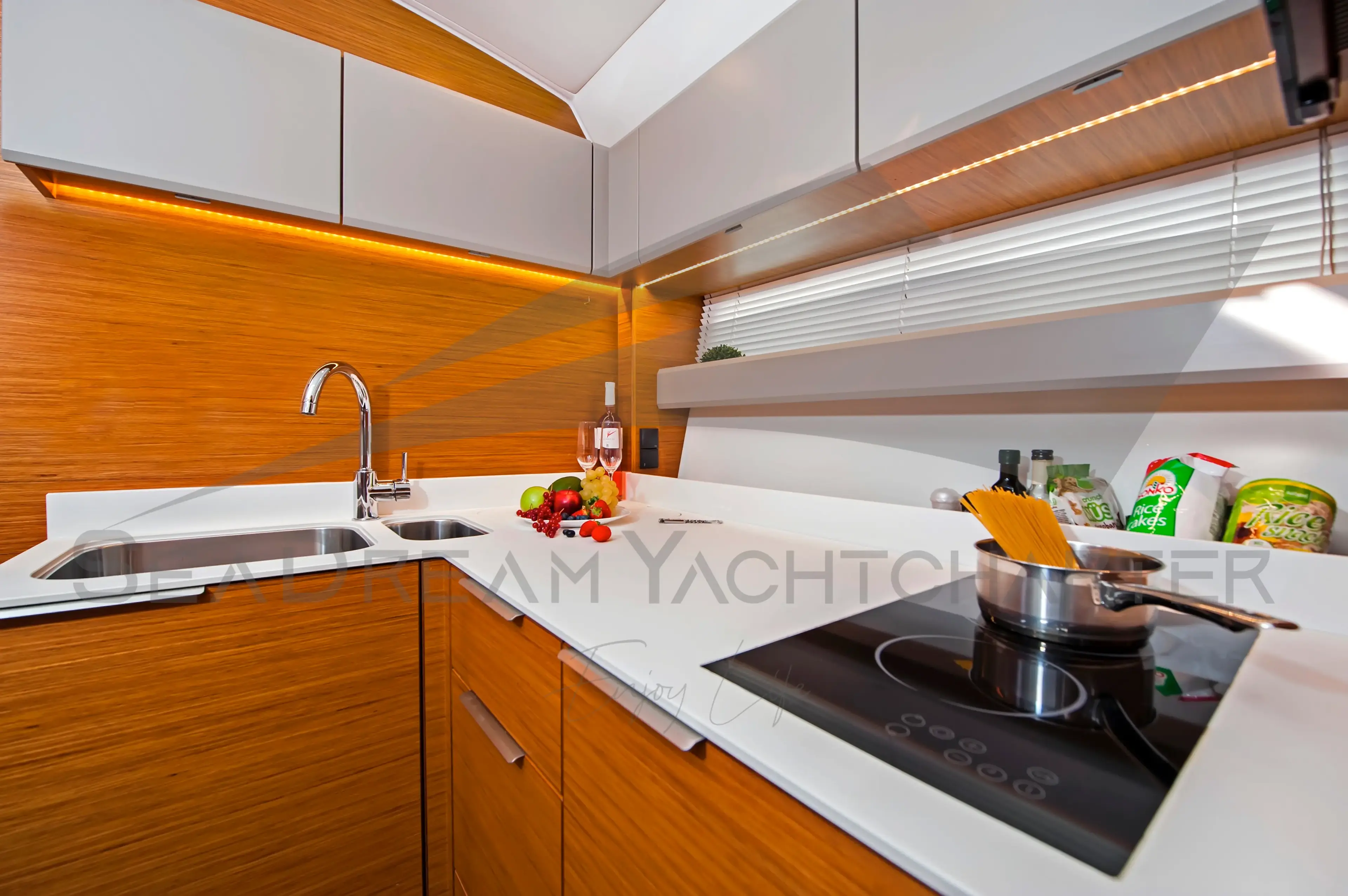 Sun Dreamer thumbnail 43