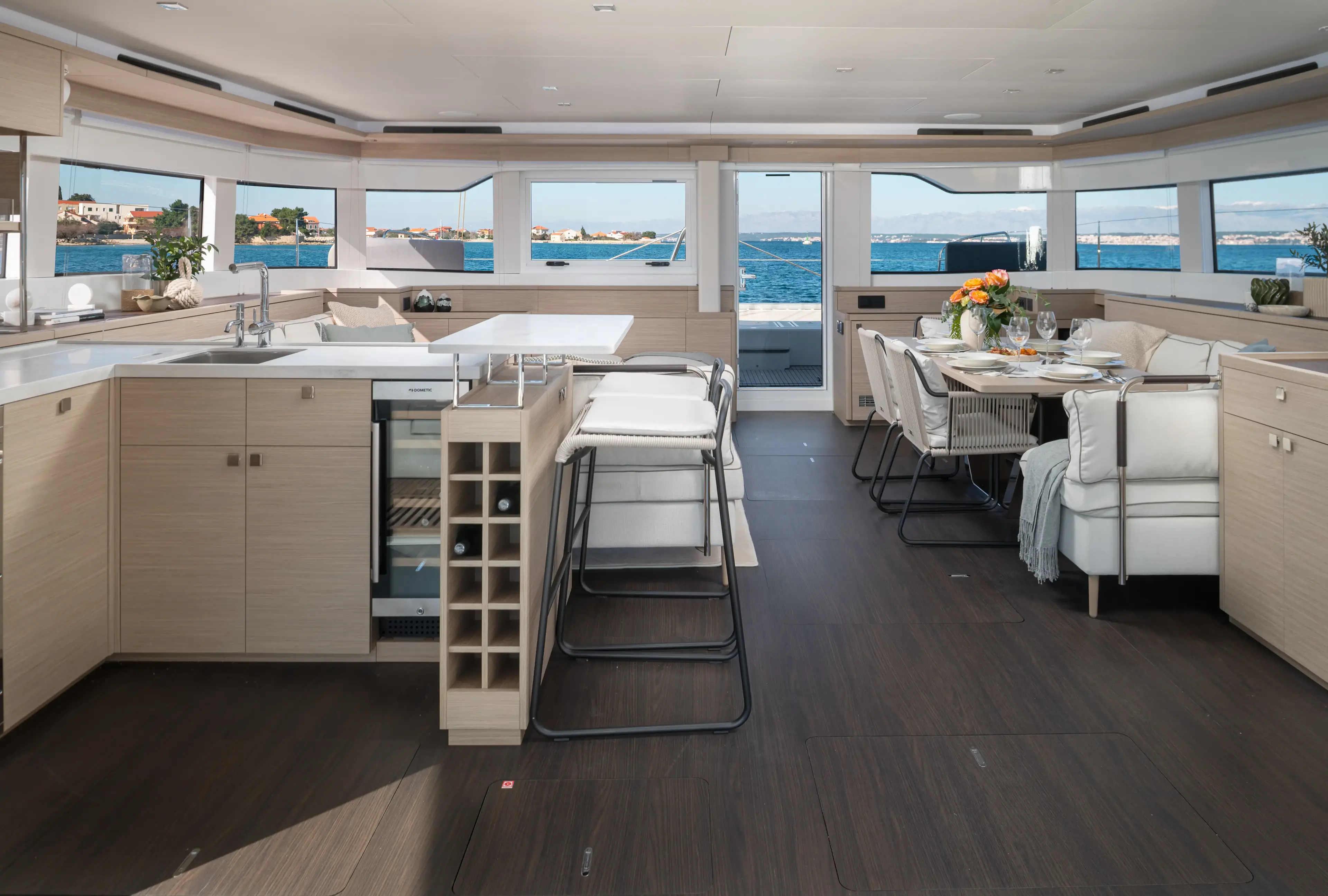 DIAMOND DIVA thumbnail 18