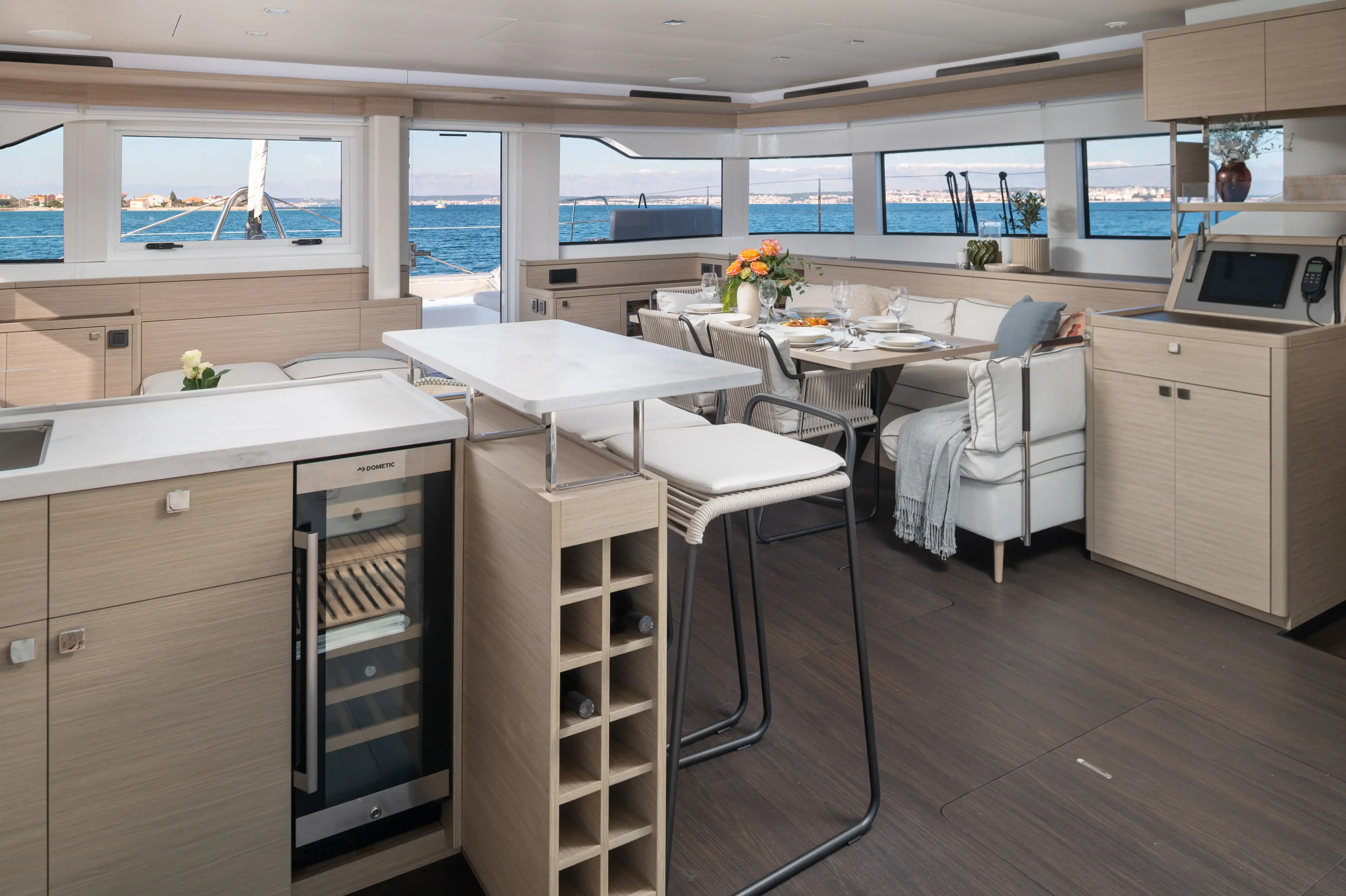 DIAMOND DIVA thumbnail 20